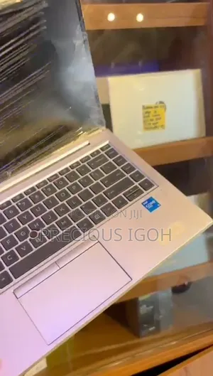 Laptop HP EliteBook 840 G8 8GB Intel Core i5 SSD 256GB