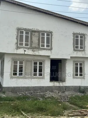 4bdrm Duplex in Pearl Nuga Court, Sangotedo for sale