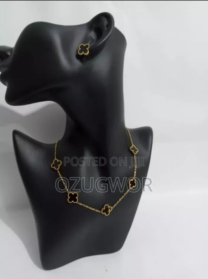 Original Vca Necklace Set