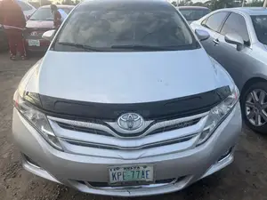 Toyota Venza XLE 2014 Silver