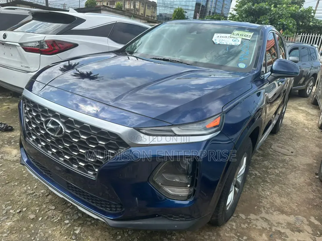 Hyundai Santa Fe 2018 Blue