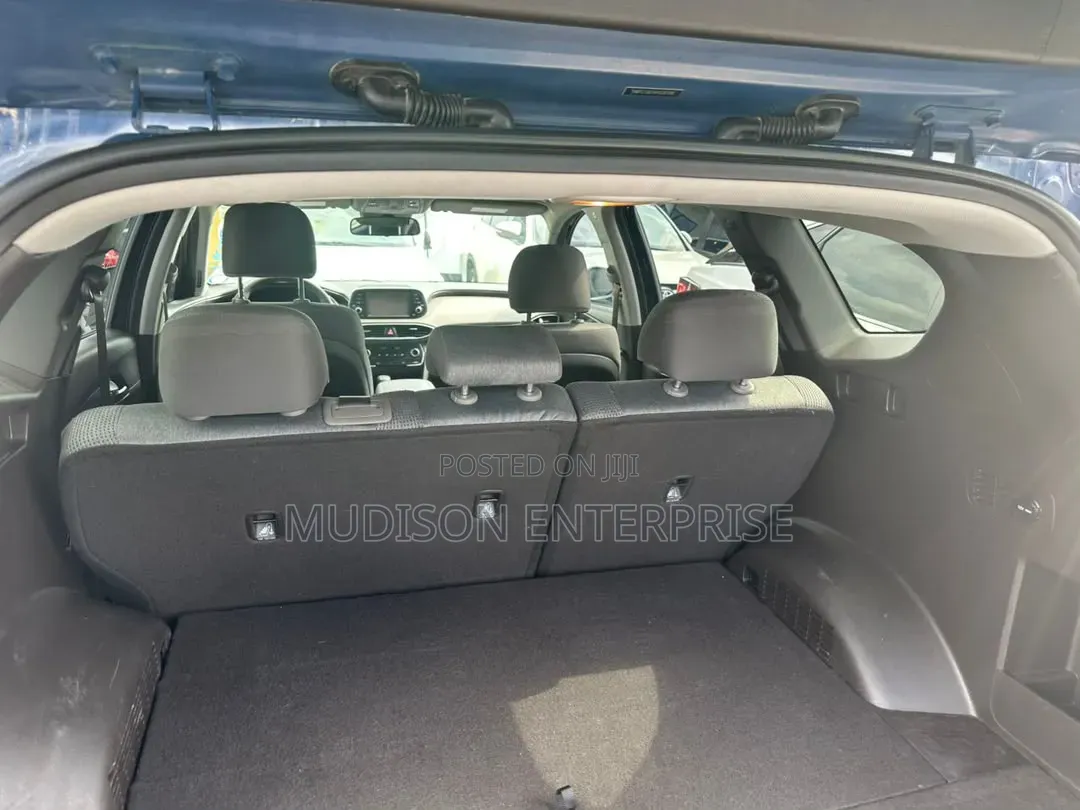 Hyundai Santa Fe 2018 Blue