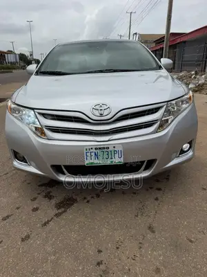 Toyota Venza AWD 2010 Silver