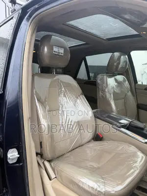 Mercedes-Benz M Class ML350 4dr SUV (3.5L 6cyl 7A) 2014 Black