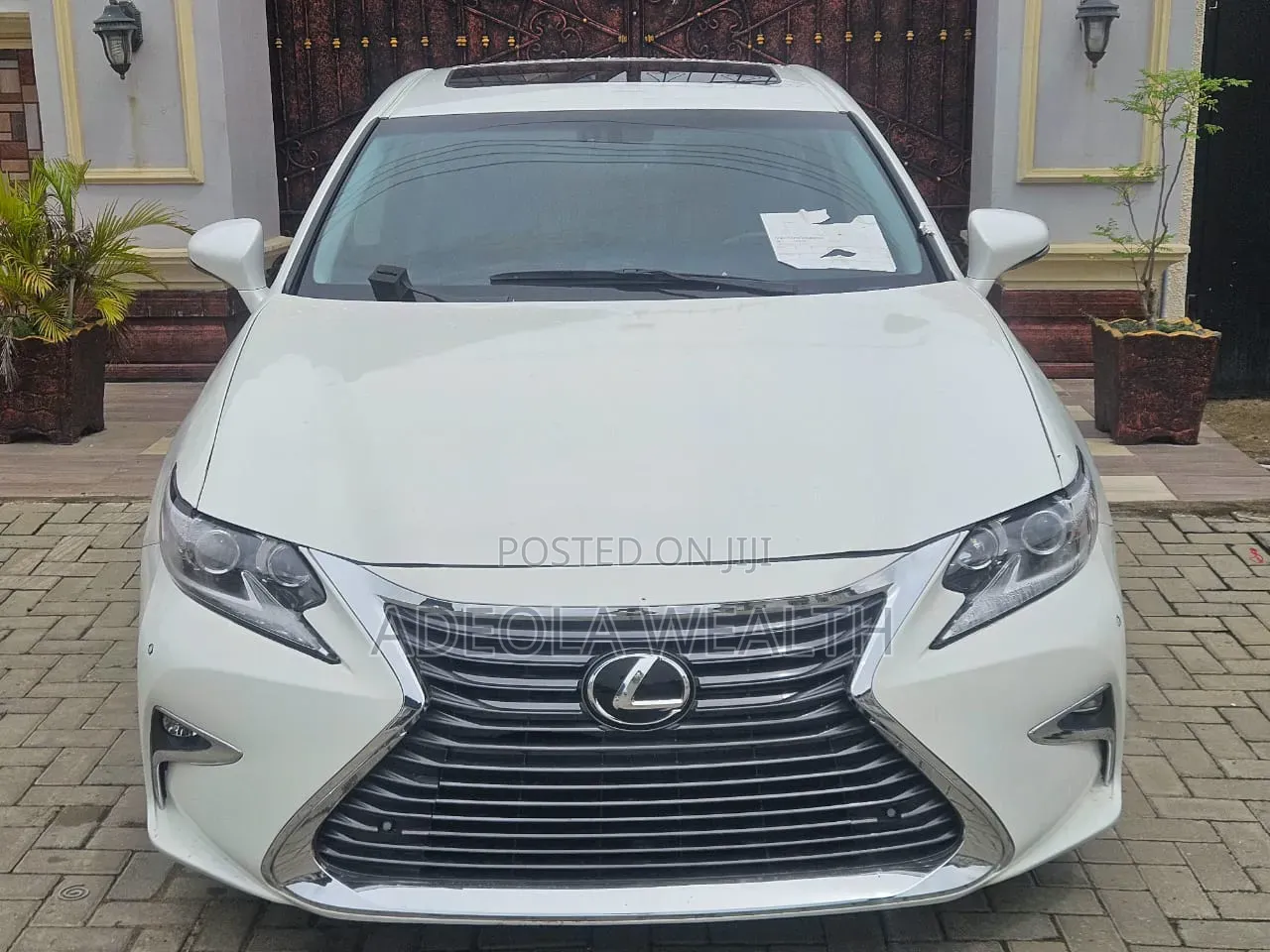 Lexus ES 2015 White