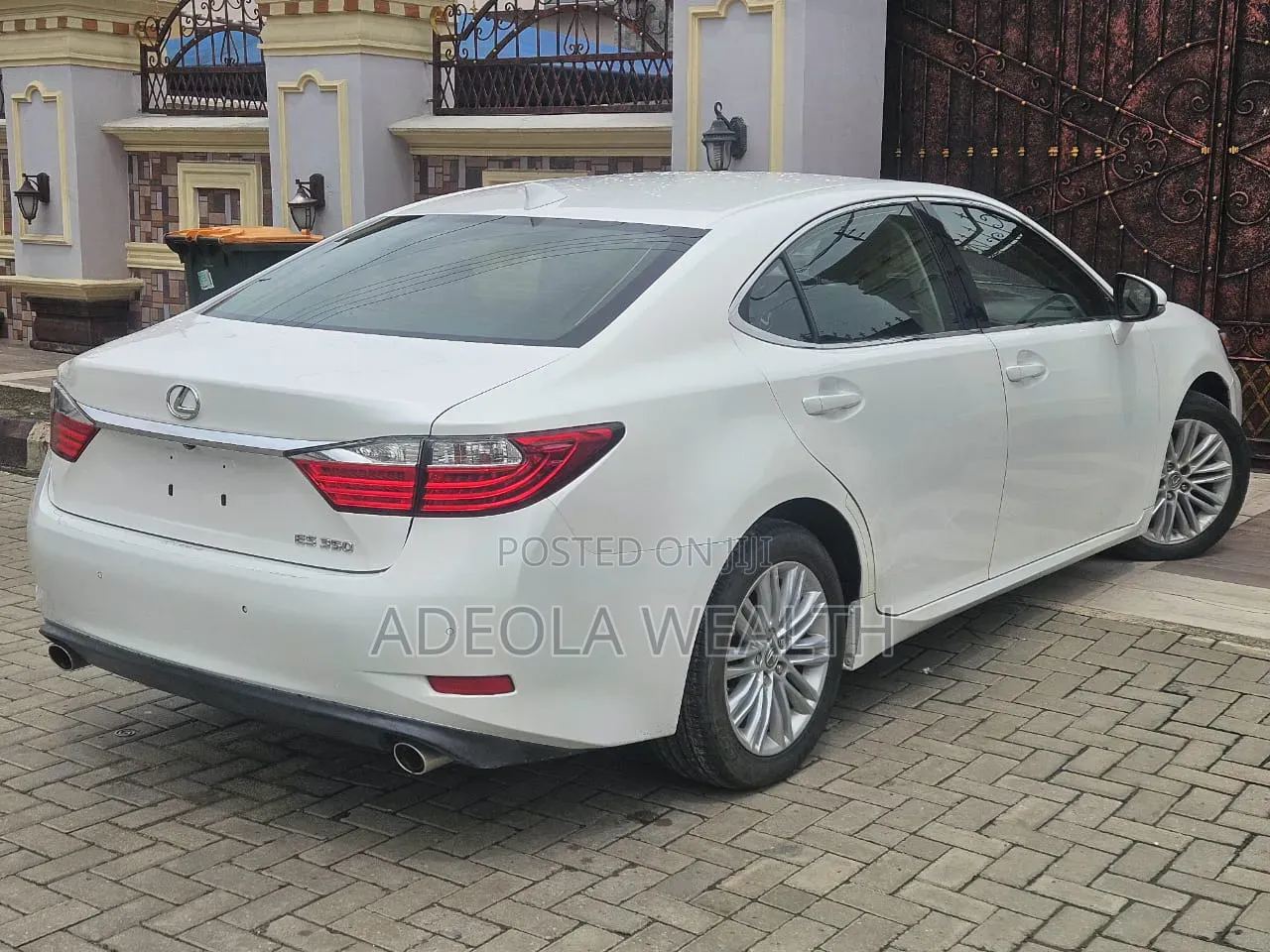 Lexus ES 2015 White
