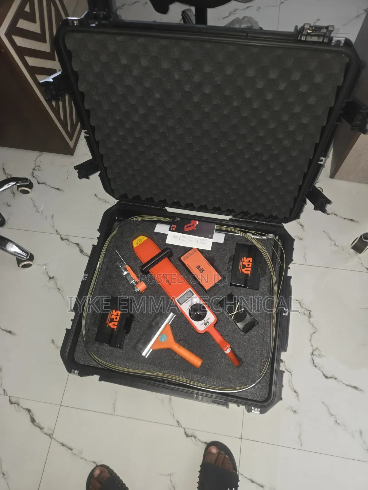 Spy Holiday Detector Kit