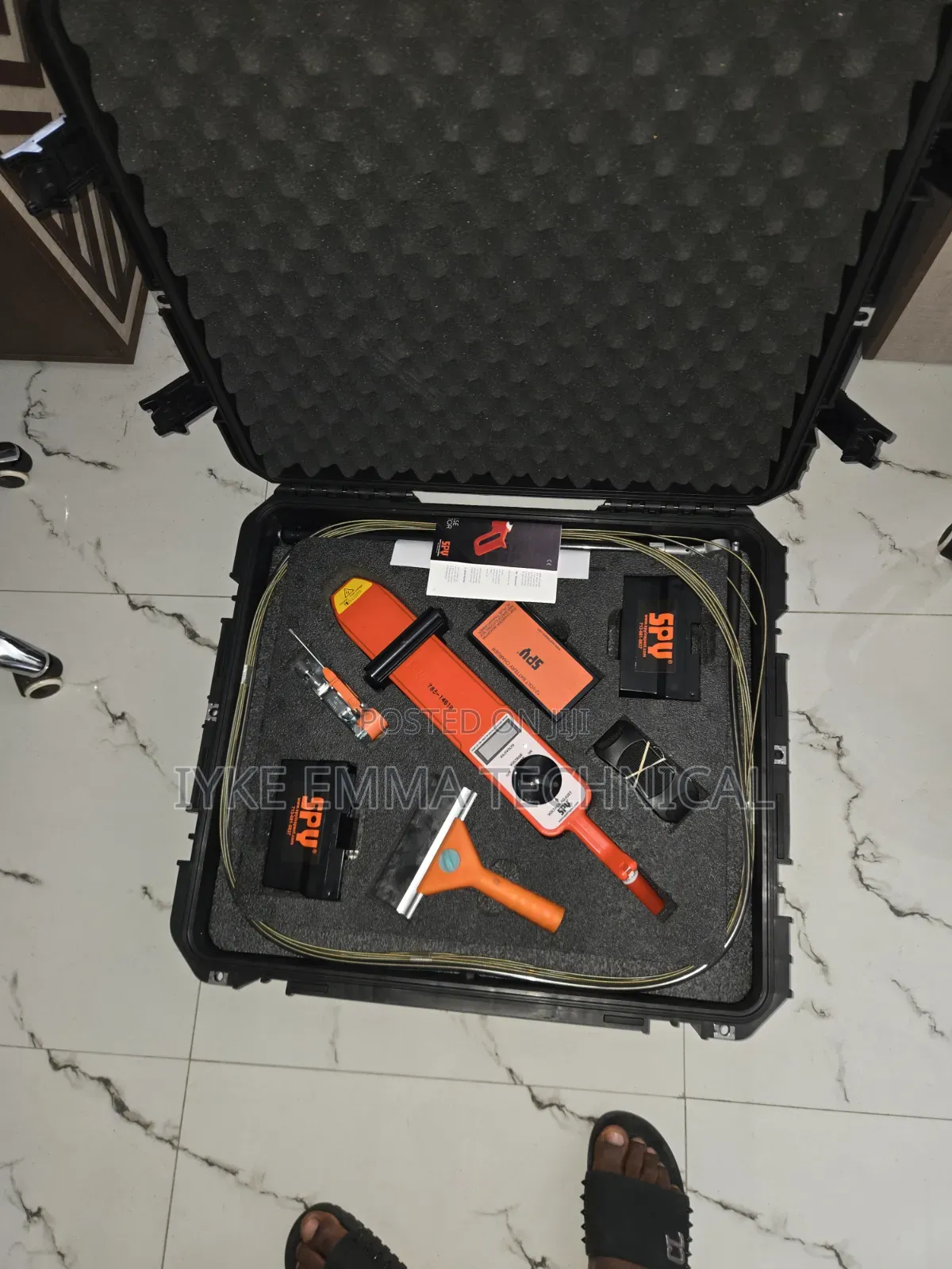 Spy Holiday Detector Kit