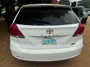 Toyota Venza 2011 White