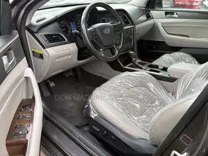 Hyundai Sonata Sport 4dr Sedan (2.4L 4cyl 6A) 2015