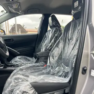 New Toyota Corolla Cross XLE 2025 Silver