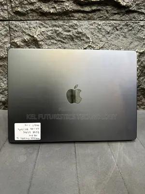 Laptop Apple MacBook Pro 2023 M3 Pro 36GB Apple M3 Pro SSD 512GB