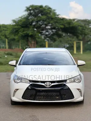 Toyota Camry XSE 4dr Sedan (2.5l 4cyl 6A) 2016 White