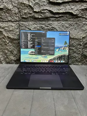 Laptop Apple MacBook Pro 2023 M3 Pro 18GB Apple M3 Pro SSD 512GB