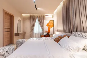 Flow 3 Bedroom Apartment Ikate
