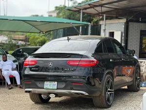 Mercedes-Benz GLE-Class 2017 Black