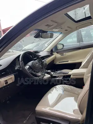 Lexus ES 2018 Blue