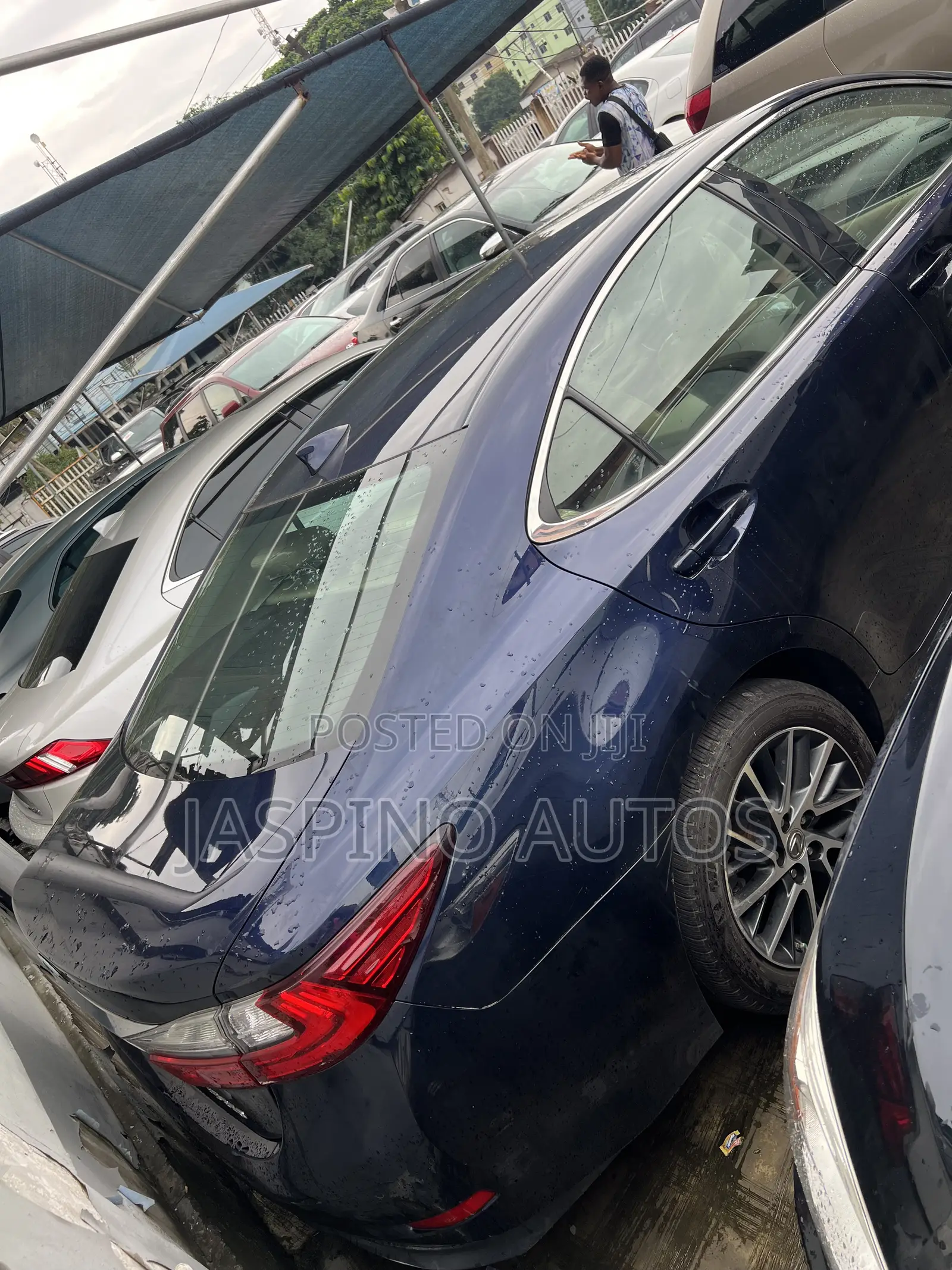 Lexus ES 2018 Blue