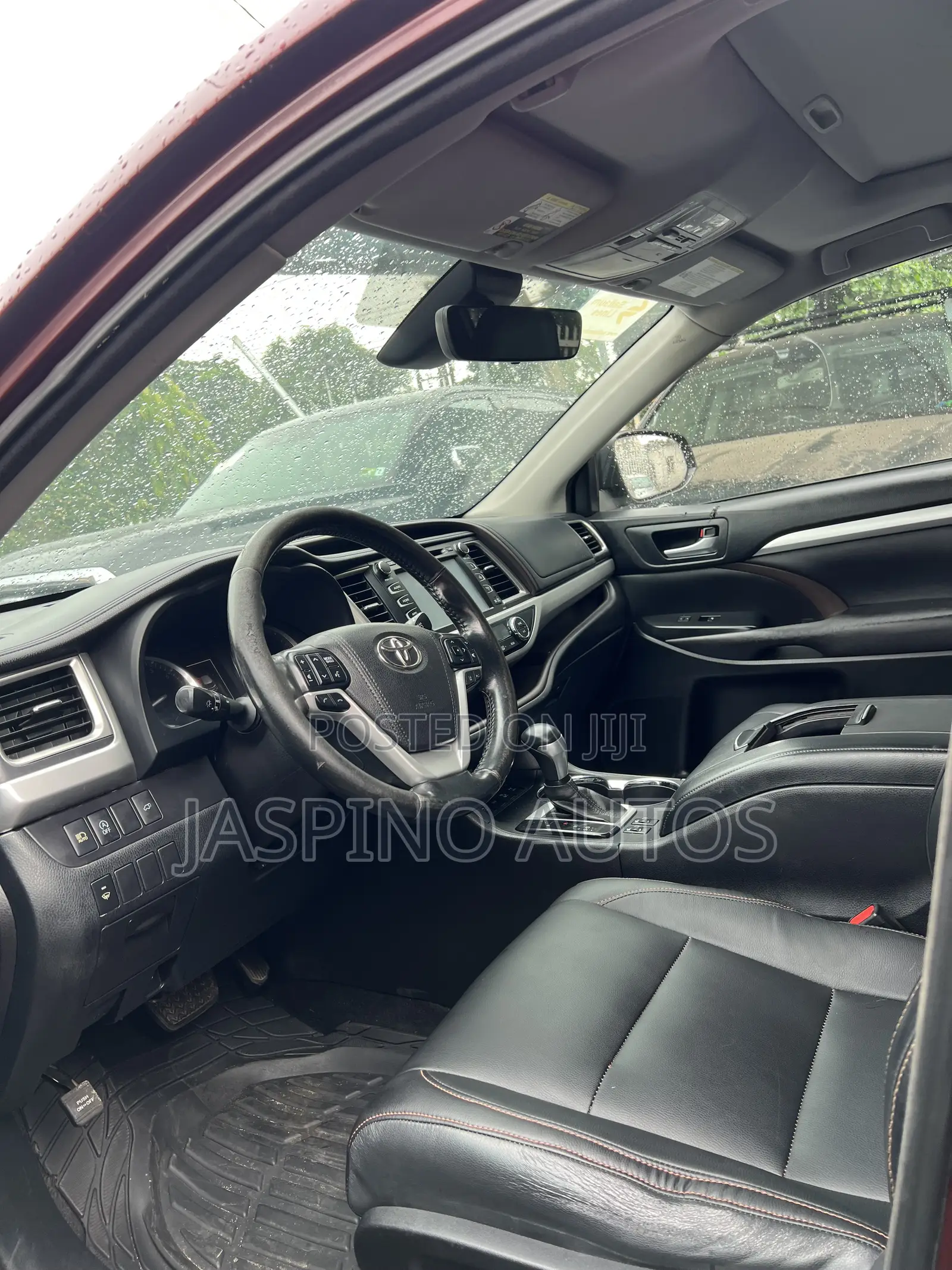 Toyota Highlander 2017 Red