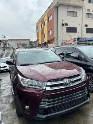 Toyota Highlander 2017 Red