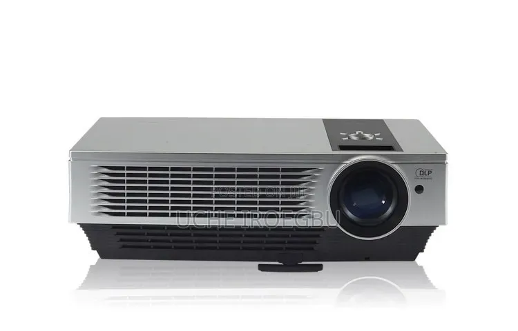 Lg Projector (3200 Lumens)
