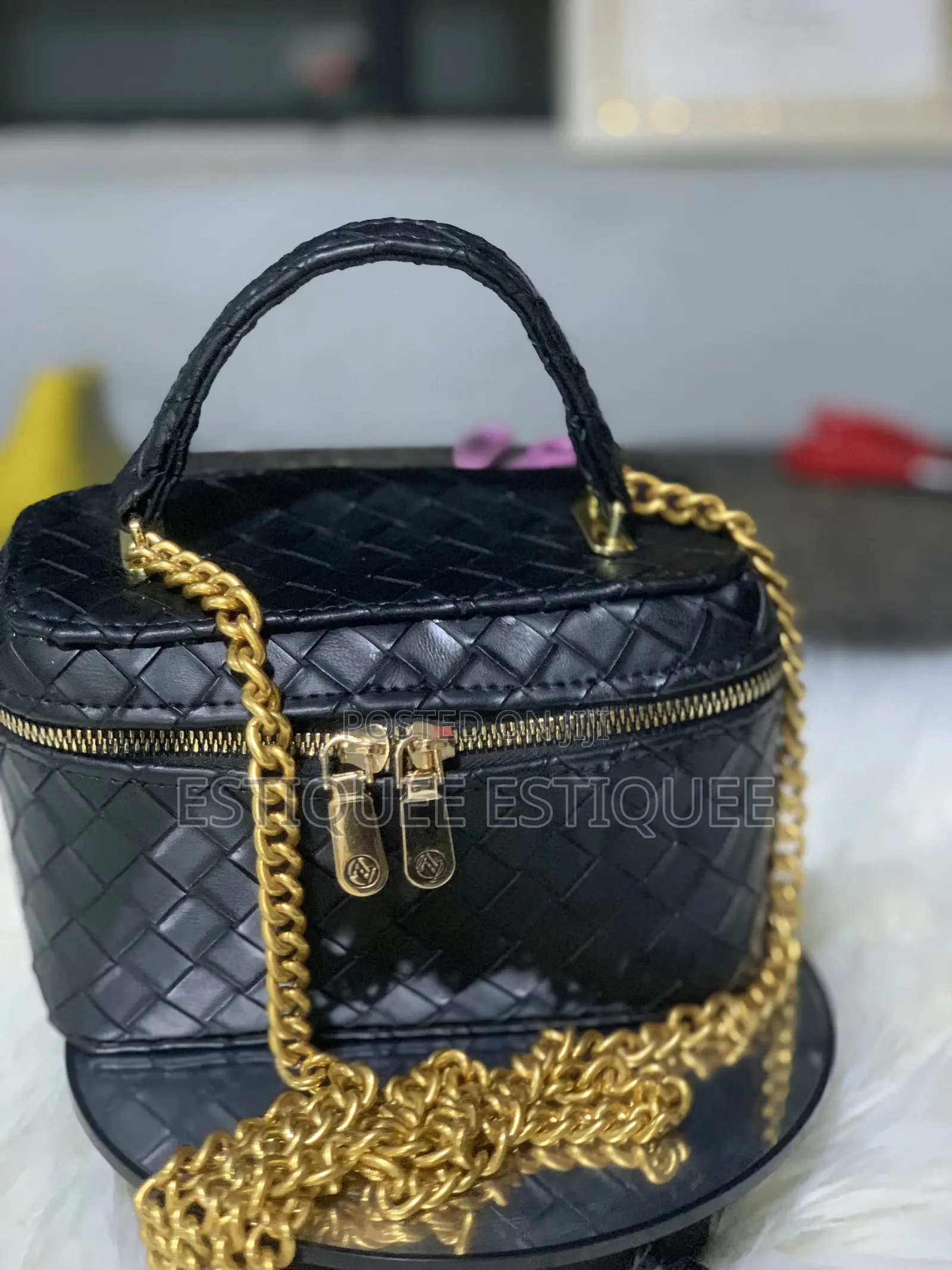 Box Bag Collection