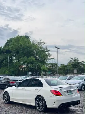 Mercedes-Benz C450 2016 White