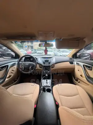Hyundai Elantra 2013 Brown