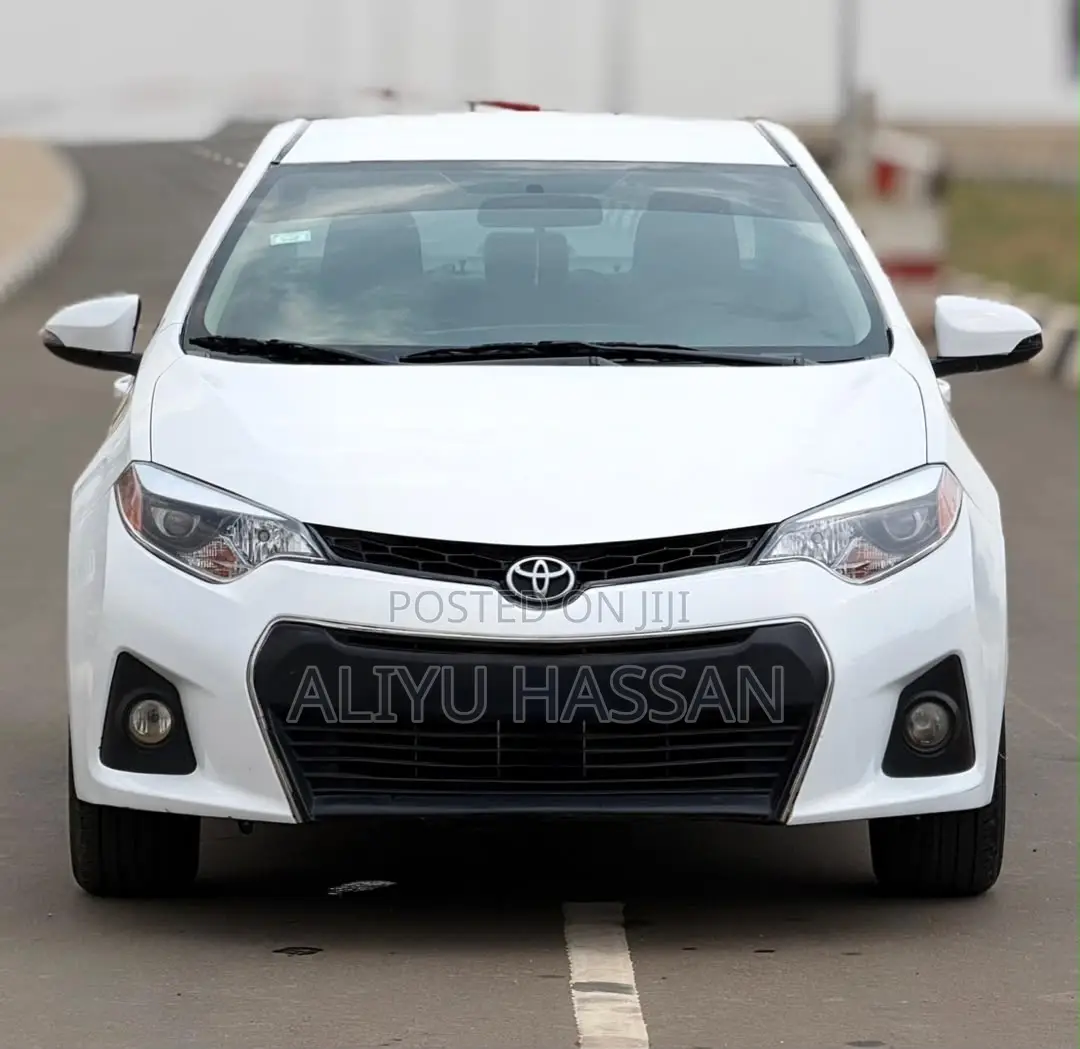 Toyota Corolla 2014 White