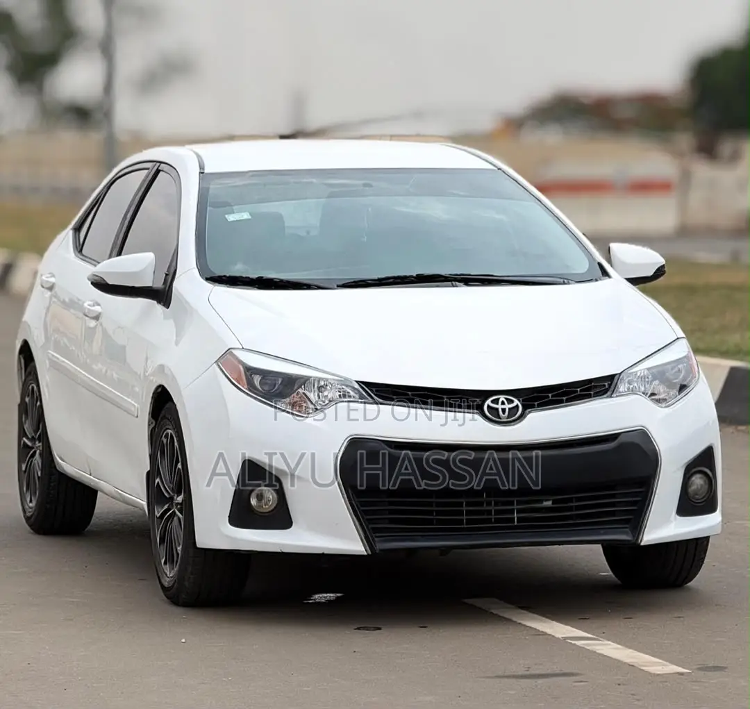 Toyota Corolla 2014 White