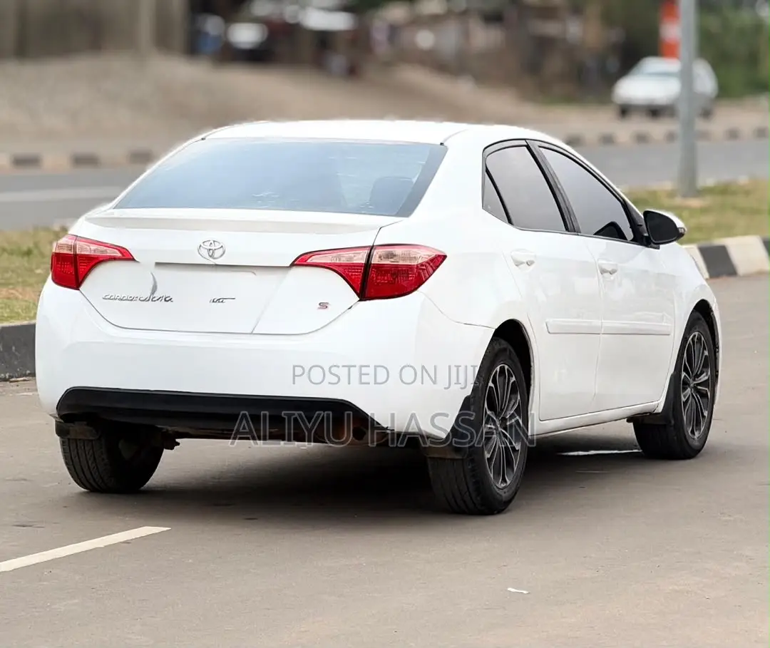 Toyota Corolla 2014 White