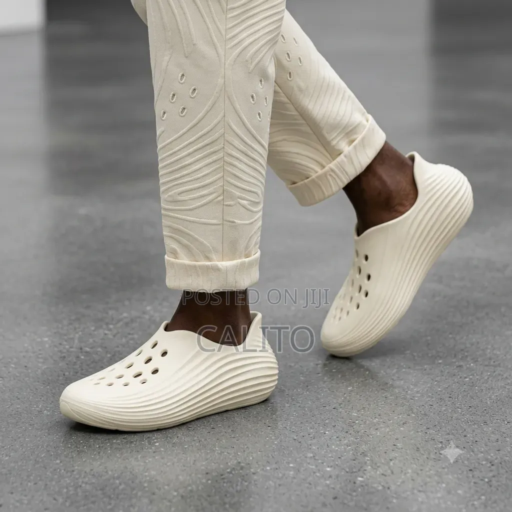 Therapeutic Geometric Wave E.V.A Crocs