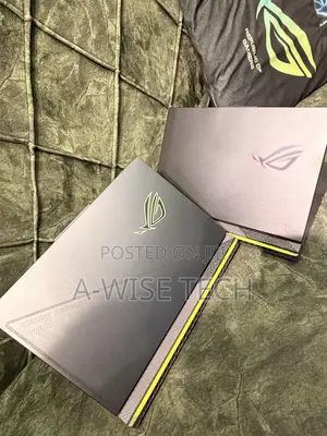 Laptop Asus ROG Strix G16 16GB Intel Core i9 SSD 1T