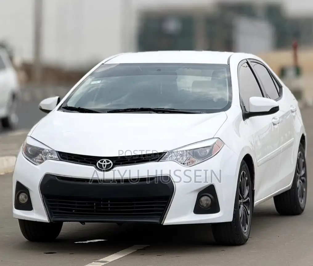 Toyota Corolla 2014 White