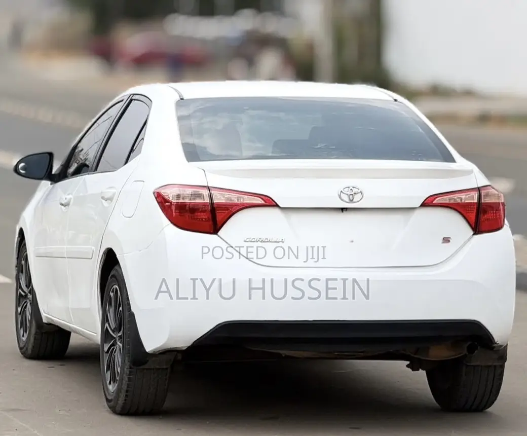 Toyota Corolla 2014 White