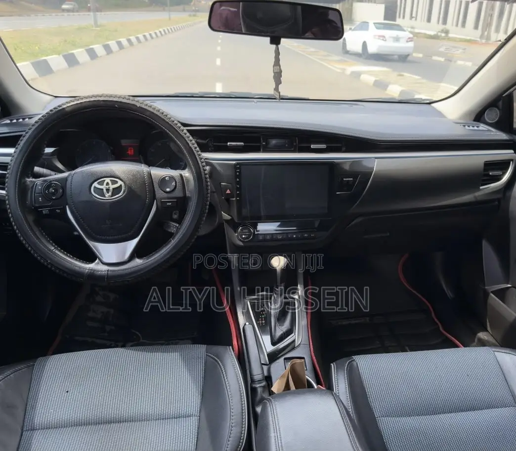 Toyota Corolla 2014 White