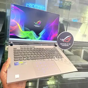 Laptop Asus ROG Strix G16 16GB Intel Core i9 SSD 1T