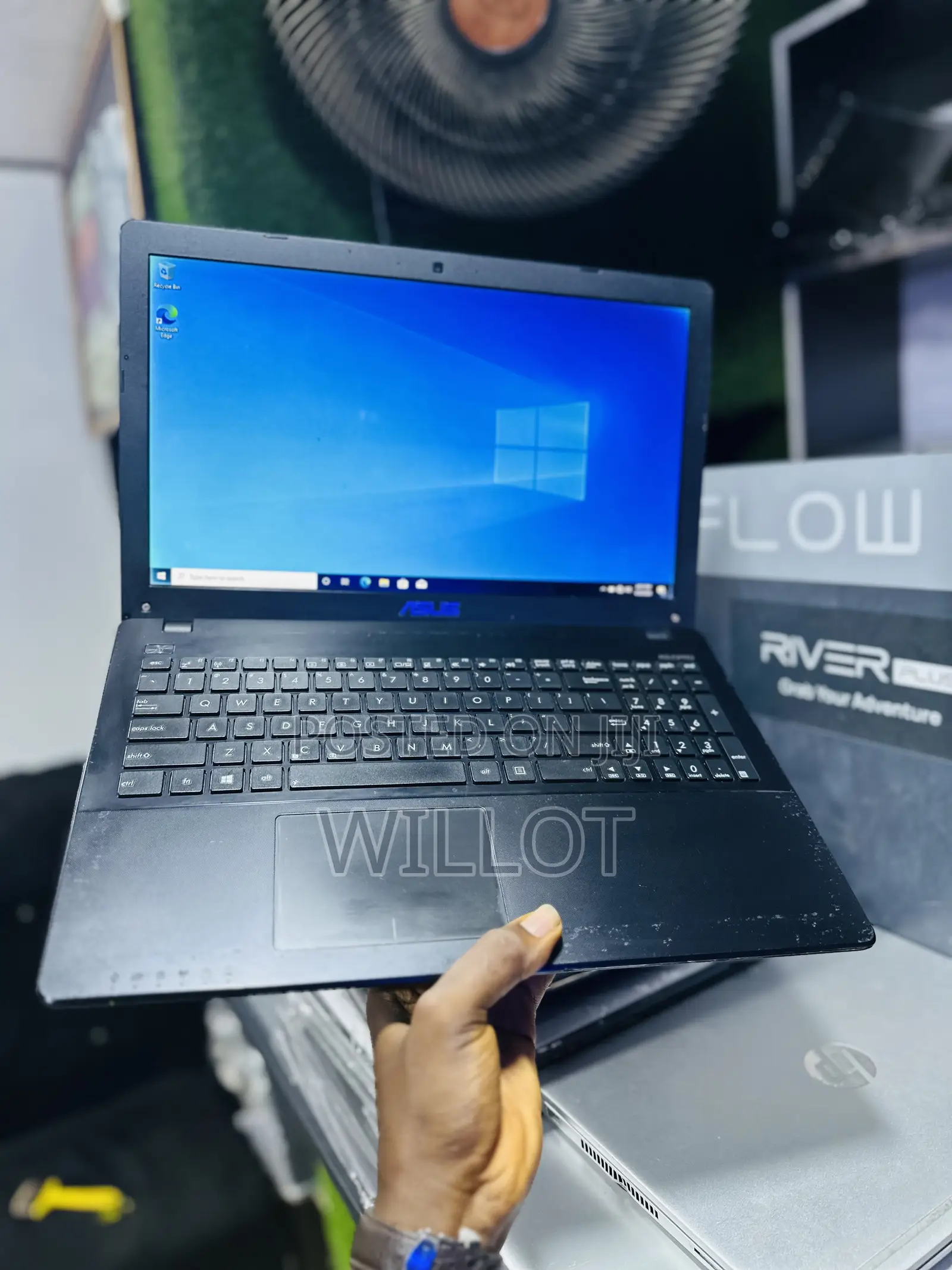 Laptop Asus A42JC 4GB Intel Core i3 HDD 320GB