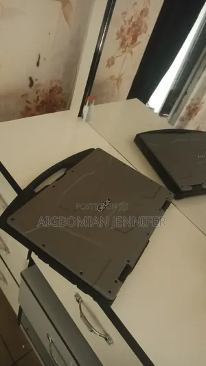 New Laptop 16GB Intel Core i5 SSHD (Hybrid) 256GB