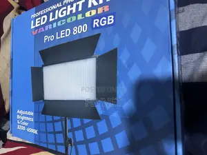 Pro Led 800 RGB Photo Video Light