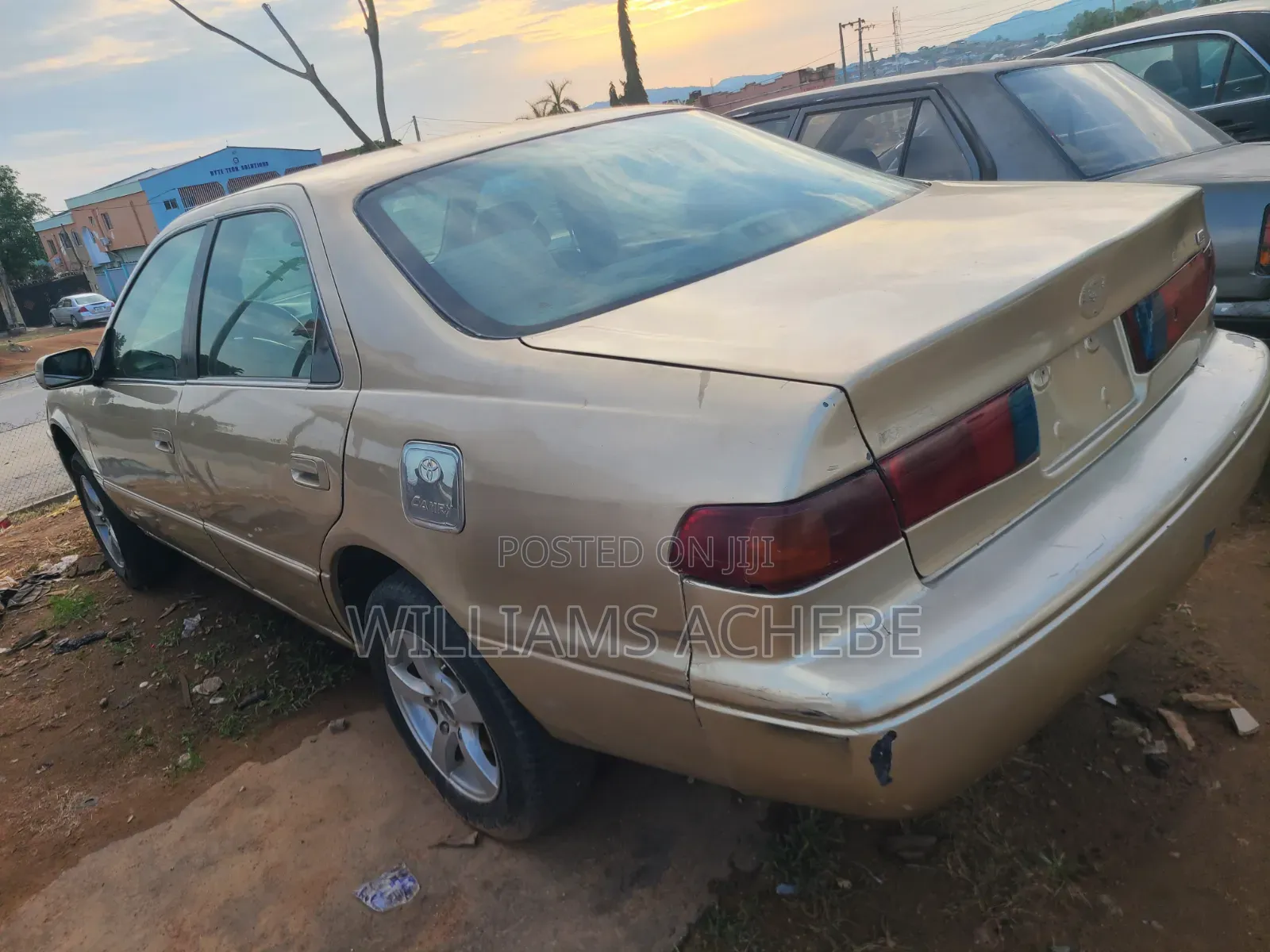 Toyota Camry 2002 Gold