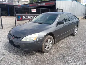 Honda Accord 2005 Gray