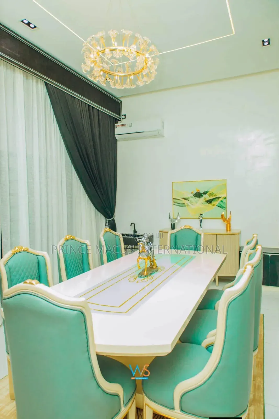 Prince Macus Interior