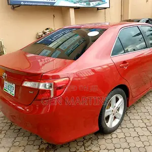 Toyota Camry 2014 Red