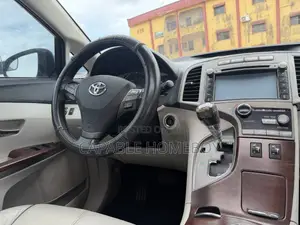 Toyota Venza V6 AWD 2011 Silver