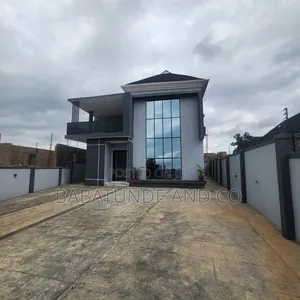 4bdrm Duplex in Akobo for sale