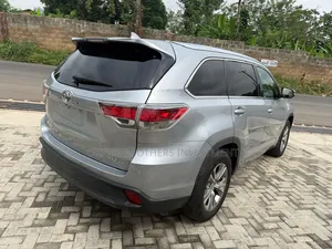 Toyota Highlander 2016 Silver