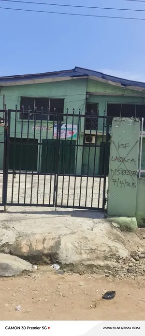 2bdrm Block of Flats in New Garage / Ojota for sale