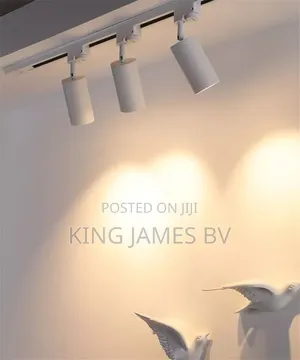 Track Light – Modern Lighting for Stylish Spaces