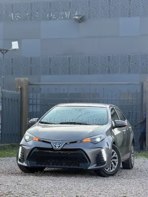 Toyota Corolla 2018 Gray